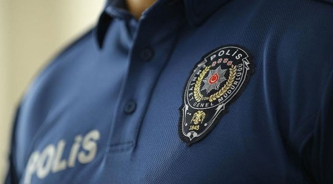 Başkomiser, Evinde Başka Bir Adamı Görünce Ateş Açtı