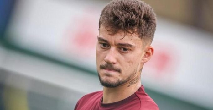 Fırtına’nın Yeni Kozu Sahada: Ernest Muçi, Fenerbahçe Derbisine Hazırlanıyor!