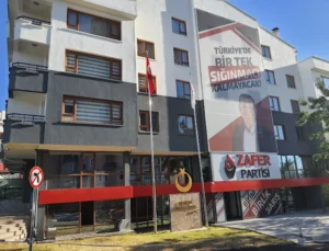 Zafer Partisi Kayseri İl Teşkilatında Görev Değişimi: Yeni Başkan Ahmet Uluer Oldu