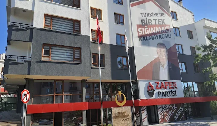 Zafer Partisi Kayseri İl Teşkilatında Görev Değişimi: Yeni Başkan Ahmet Uluer Oldu