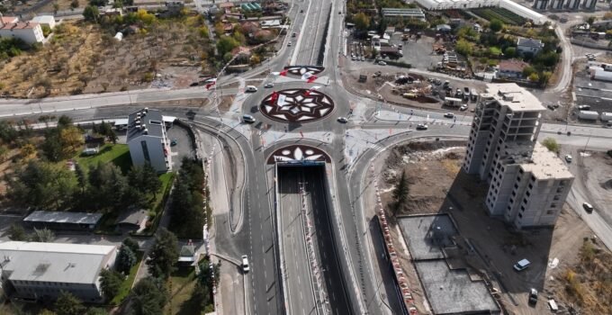 Kayseri’ye Cumhuriyet Coşkusuyla Gelen Ulaşım Devrimi 29 Ekim Kavşağı Açıldı, Kartal Kavşağı Yolda!