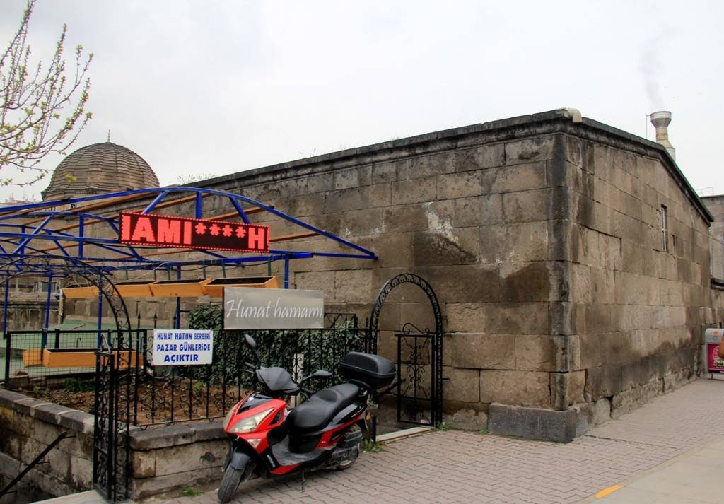Tarihi Hunat Hatun Hamamı