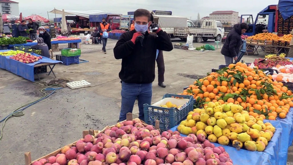 Perşembe Günü Kurulan Pazarlar