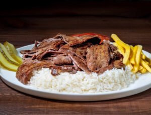 Kayseri’de En İyi Döner Nerede Yenir? Et ve Tavuk Döner Tavsiyeleri (2026 Rehberi)