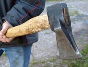 Hatay’da Vahşet 77 Yaşındaki Koca, Eşini Baltayla Öldürüp Banyoya Gömdü