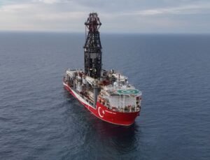 Abdülhamid Han, Kocaeli açıklarında yılın ilk keşif sondajına başladı