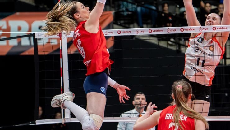 Aydın filede Sultanlar Ligi’nden düştü