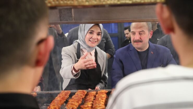 Bakan Göktaş, devlet korumasındaki çocuklarla iftarda buluştu