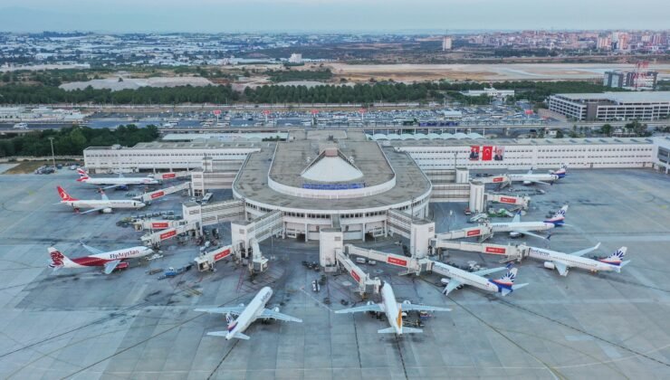 Bakan Uraloğlu: Bayramda iç hatlarda 867 ilave sefer planladık