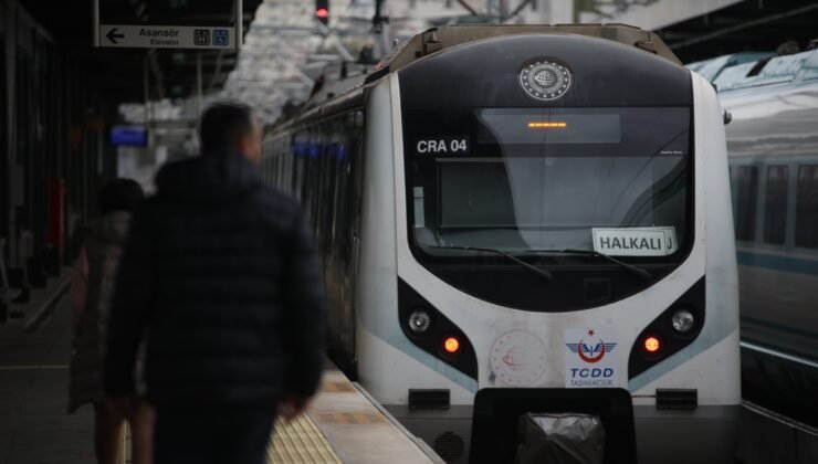 Bakan Uraloğlu, bayramda ücretsiz ulaşım hizmeti sunulacağını duyurdu