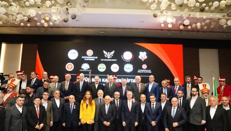 Batı Karadenizliler İstanbul’daki iftarda bir araya geldi