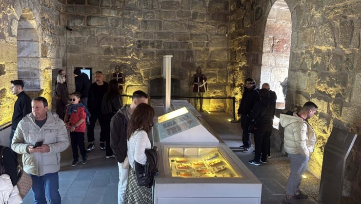 Bodrum’da bayramın ilk günü tarihi yerlere ziyaretçi akını