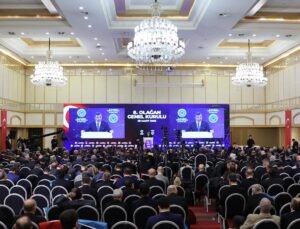 Cumhurbaşkanı Yardımcısı Yılmaz: Ateş çemberinin içinde Türkiye bir istikrar merkezi