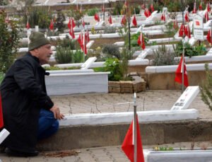 Depremin merkez üssü Kahramanmaraş’ta hüzünlü bayram