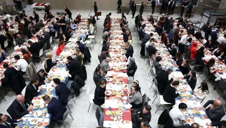 İletişim Başkanlığı iftar programında bir araya geldi