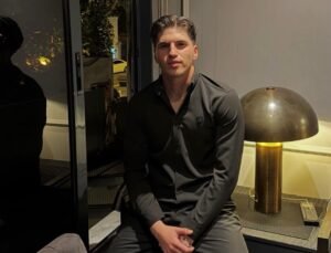 İstanbul – Futbolcu Kaan Kundakçı silahlı saldırıda öldürüldü: Oğlum iyilik yapmaya çalışırken rahmetli oldu