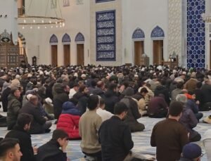 İstanbul – İstanbul’da Kadir Gecesi idrak edildi