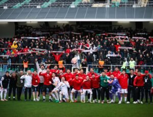 Karşıyaka finallere abone