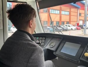 Koruma altındaki Onur’un vatmanlık hayali gerçek oldu