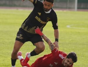 Muğlaspor zirveden uzaklaştı