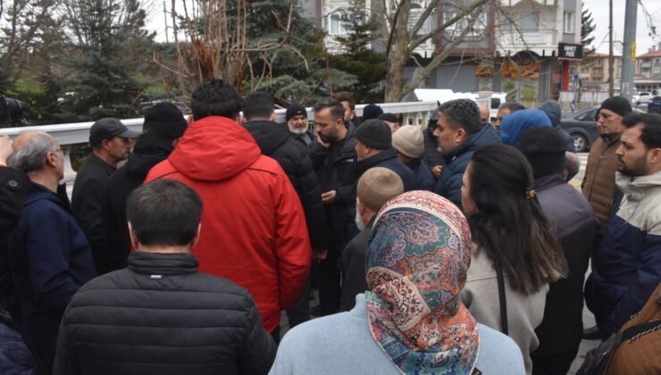 Sivas’ta ‘umre’ dolandırıcılığı mağdurları müftülüğe başvurdu