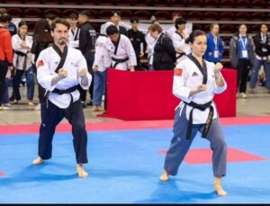 Tekvandocu çiftten, 2 altın madalya