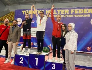 Kayserili 2 sporcudan halterde önemli başarı