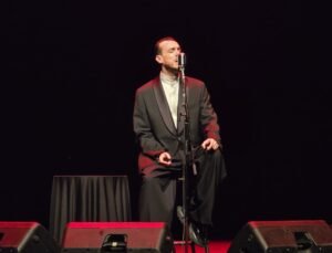 Kayseri’de Cem Adrian konseri