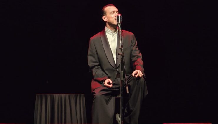 Kayseri’de Cem Adrian konseri