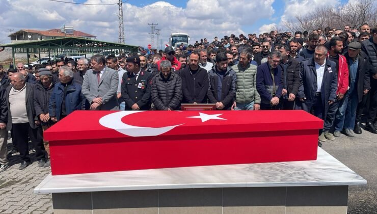 Kastamonu’da hayatını kaybeden jandarma, Kayseri’de son yolculuğuna uğurlandı