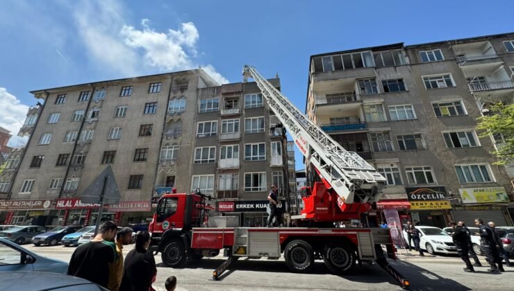 4 katlı binada çıkan yangında 1’i bebek 5 kişi dumandan etkilendi