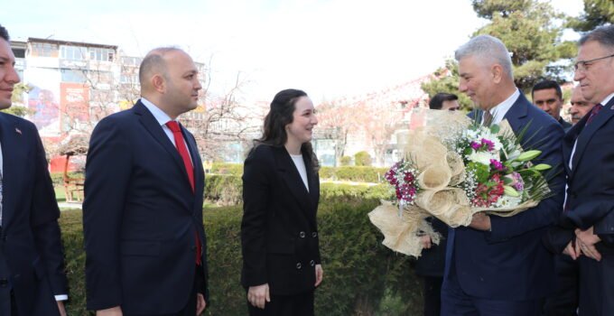 Bakan Bolat, mart ayı dış ticaret verilerini açıkladı