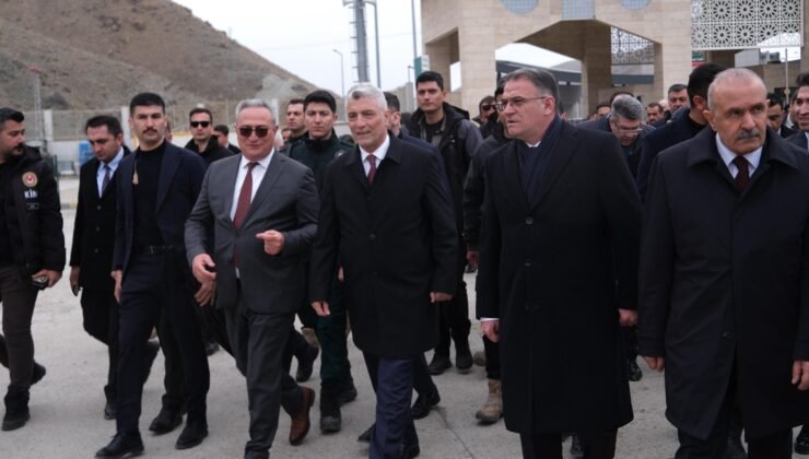 Bakan Bolat, mart ayı dış ticaret verilerini açıkladı (2)