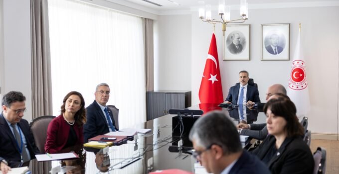 Bakan Bolat, Suudi Arabistan Büyükelçisi Abualnasr’ı kabul etti