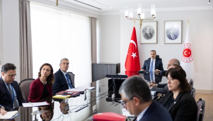 Bakan Bolat, Suudi Arabistan Büyükelçisi Abualnasr’ı kabul etti