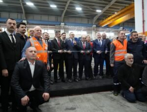 Bakan Kacır: Kimya sektöründe 935 milyar lira nitelikli yatırımın önünü açtık (2)