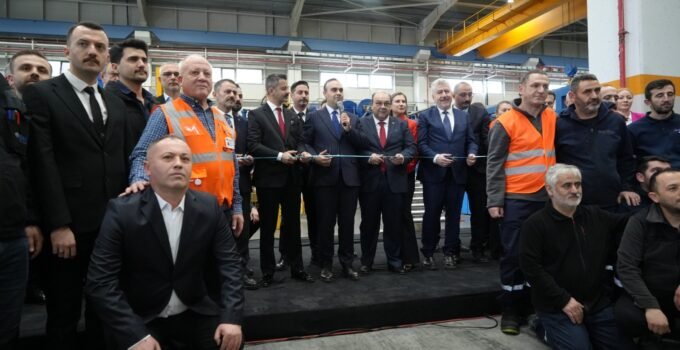 Bakan Kacır: Kimya sektöründe 935 milyar lira nitelikli yatırımın önünü açtık (2)