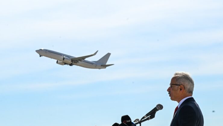 Bakan Uraloğlu: Yılın ilk 3 ayında 49 milyon 306 bin yolcu hava yolu ile seyahat etti