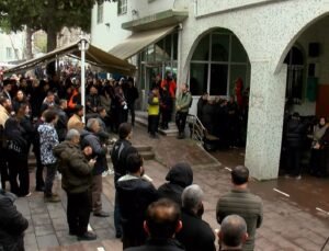 İstanbul – Oyuncu Ramazan Tetik son yolculuğuna uğurlandı