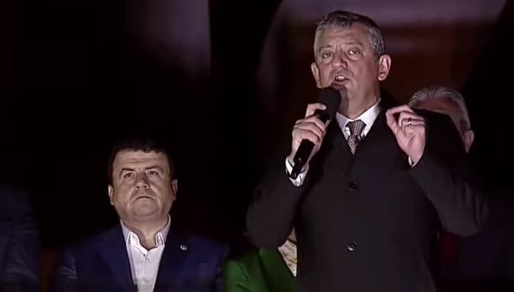 Özgür Özel:  Bozbey, Aydın’daki sözde topuklu, topuklayan efe gibi AK Parti’ye sığınmadığı için gözaltında