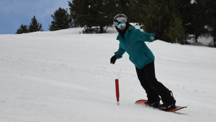 Sarıkamış’ta 350 antrenör adayı eğitimi tamamladı