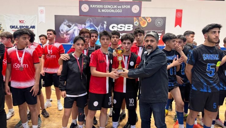 Talas’ta Okul Sporları Futsal İl Birinciliği Müsabakaları Tamamlandı