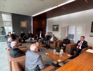 AK Parti’li Çopuroğlu sanayicilerle bir araya geldi