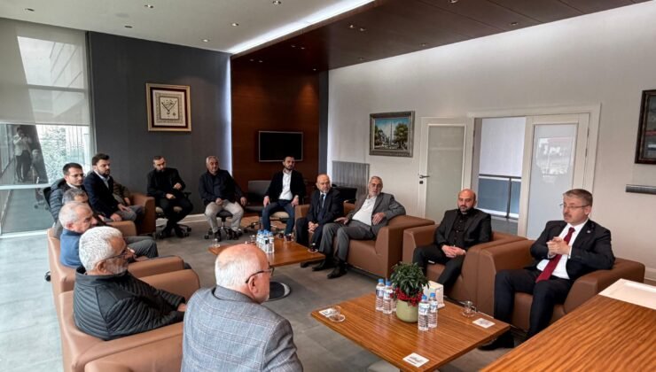 AK Parti’li Çopuroğlu sanayicilerle bir araya geldi