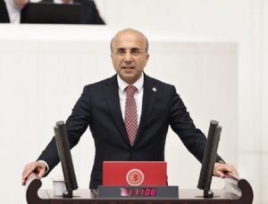 CHP’li Genç: Domatesin serüveni; tarladan sofraya değil, enflasyondan yoksulluğa uzanan bir hayat pahalılığı hikayesi