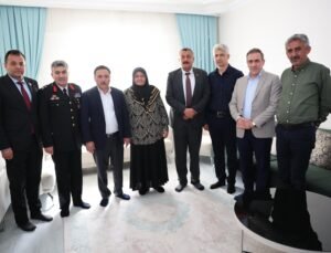 Vali Gökmen Çiçek’ten Anneler Günü’nde Şehit Annelerine Vefa Ziyareti