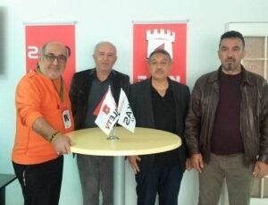 Başarı basamaklarını tek tek çıkarak dijital medya platformunda kendinden söz ettiren OKAS MEDYA Kayseri halkının takdirini kazamaya devam ediyor.