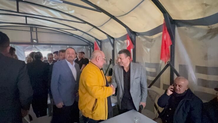 Yeni Ufuklar Derneğinin Geleneksel Bayramlaşması Talas Anayurt Meydanında gerçekleşti.