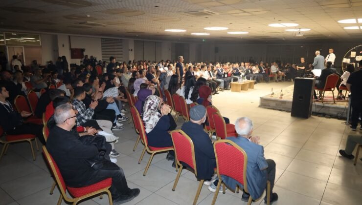 Yahyalı’da Şiir ve Türküler Aynı Sahnede Buluştu
