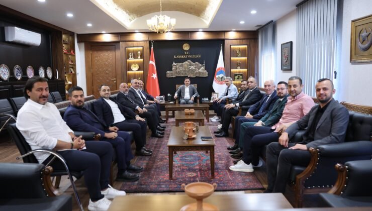 Vali Çiçek, Kayserispor Yönetimini Kabul Etti
